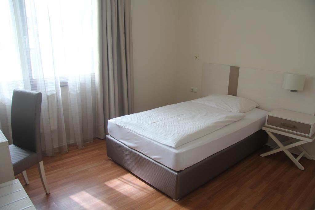 Hotel Centro Στουτγκάρδη Εξωτερικό φωτογραφία